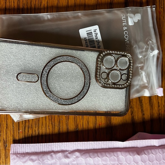 GOLD GLAM DIAMOND BLING MAGSAFE PHONE CASE - Picture 8 of 10